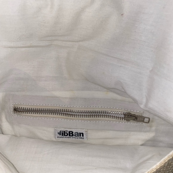 Ibban  crossbody -NWOT - Picture 4 of 4